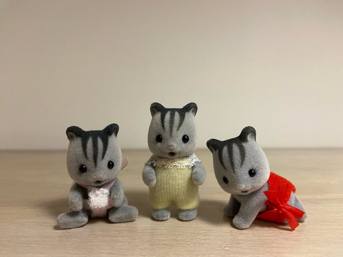 Мастер-класс. Красим фигурки Sylvanian Families и делаем новых малышей | Коробка с зайчиками | Дзен