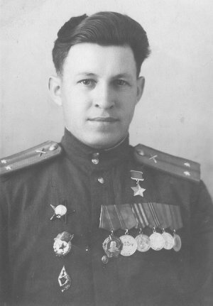 Бородин Леонид Григорьевич