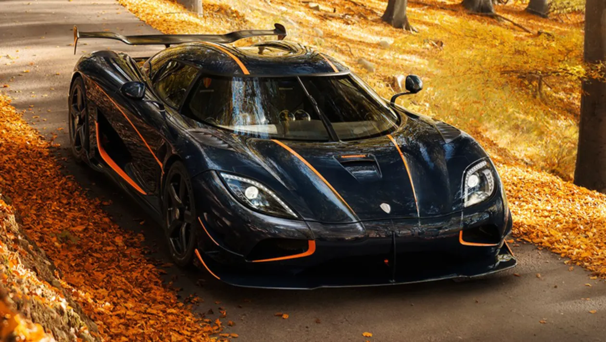 Машина Koenigsegg