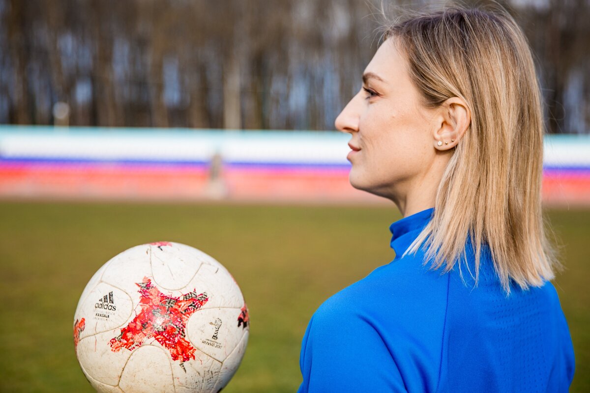 Привет, я — Альбина. Спортивный психолог и мама трех спортсменов.  