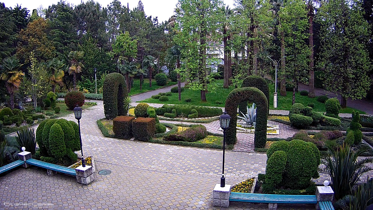 Скриншот камеры Бизнес-Связь, сайт sochi.camera