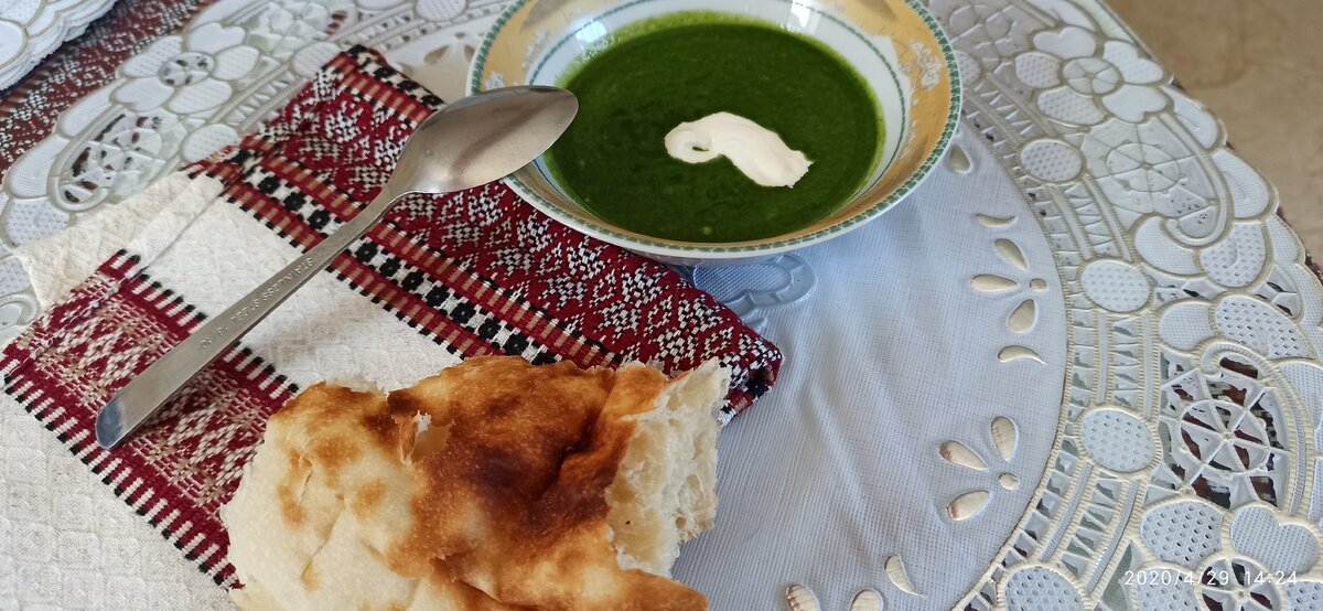 Суп из шпината.