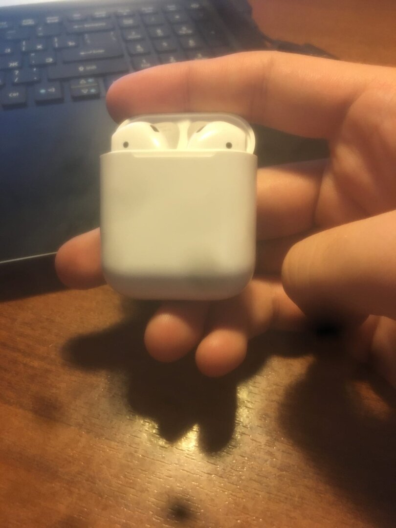 Денег много не бывает, а наушники нужны