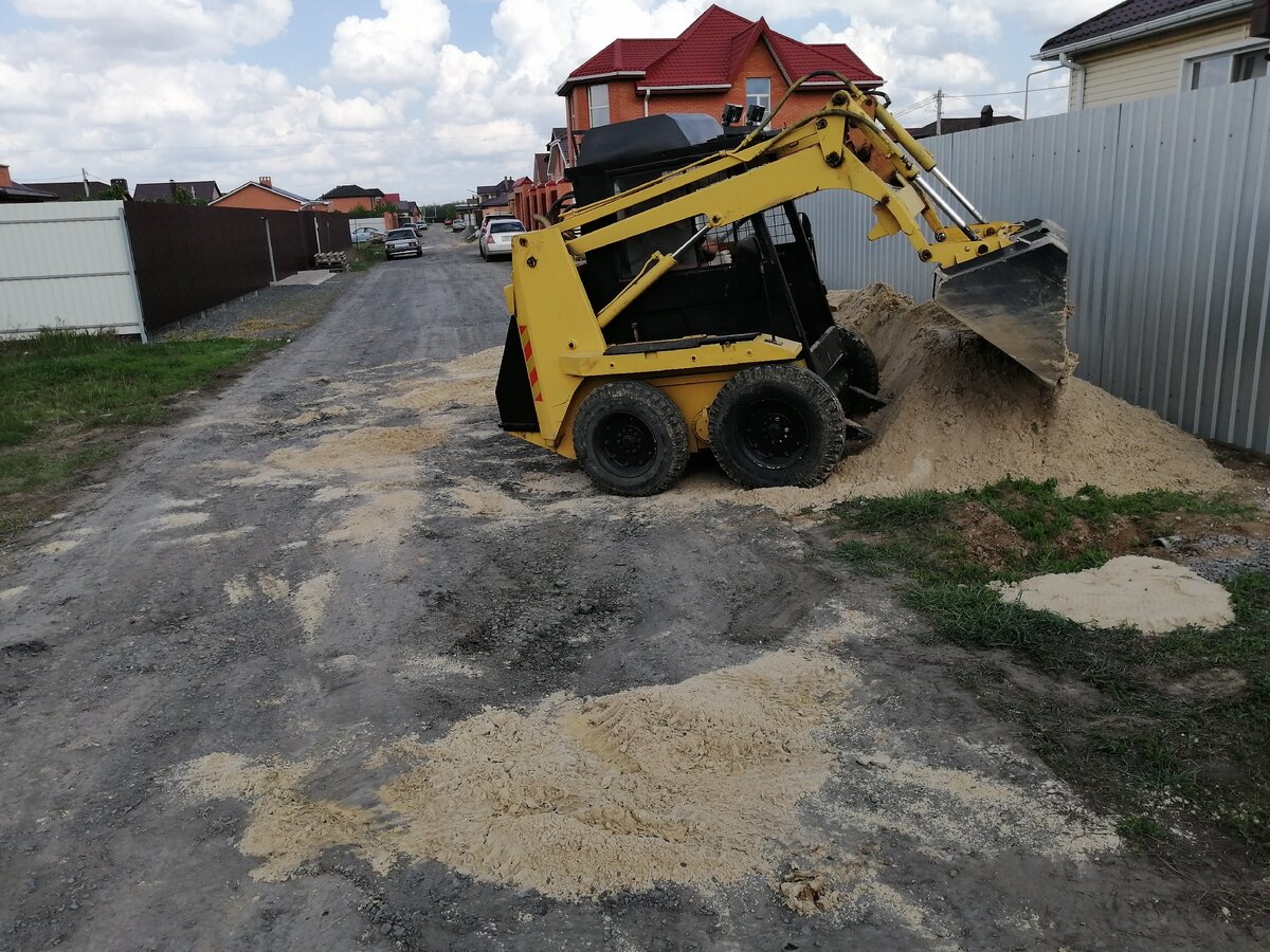 Плавнее! Не туда, петух! Задом давай!
