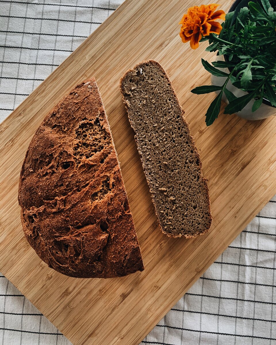 Ржаной хлеб на собственной закваске 