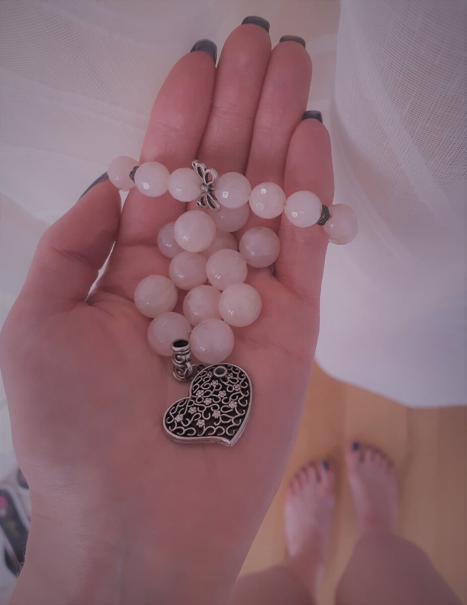 Всё, что осталось от моих браслетиков :-(