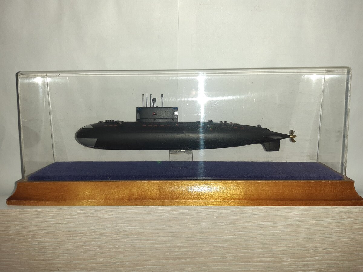 Вот такая модель подводной лодки.