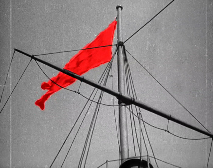 Как вы думаете, каким образом раскрашивался флаг?  