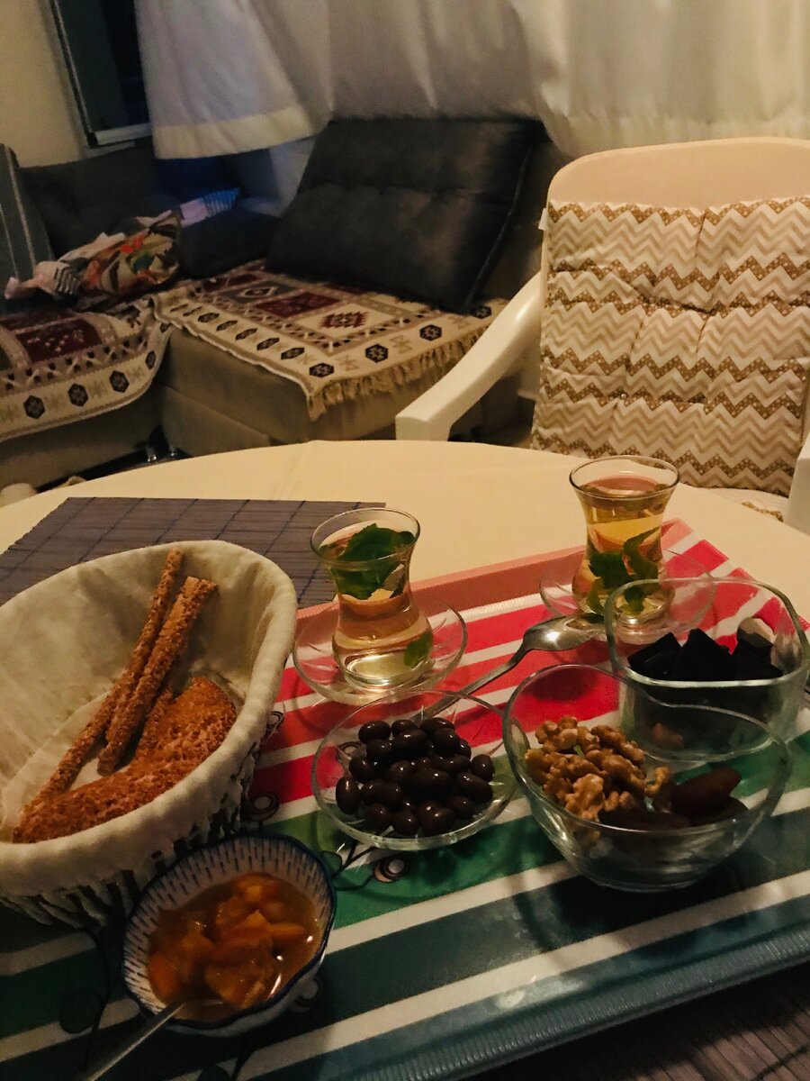 У нас на балконе 23 мая 2020 года( фото из личного архива)