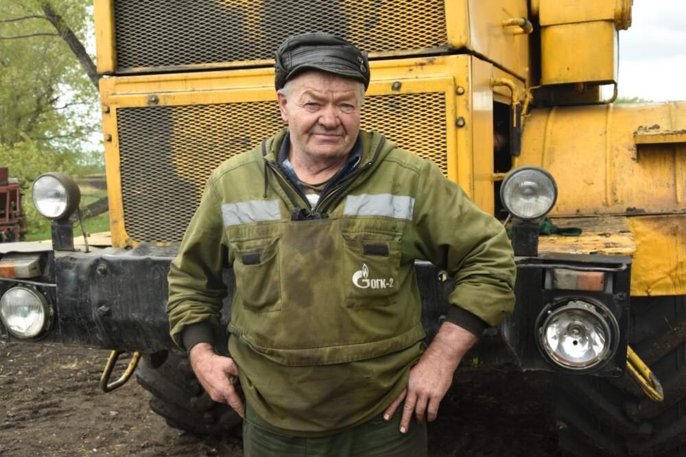 Механизатор Виктор Маленков  -  мастер на все руки
