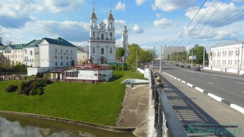 Улица Ленина и набережная Витьбы. Фото: Сергей Мартинович