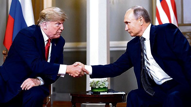 Президент США Дональд Трамп и президент России Владимир Путин на своей встрече в Хельсинки (июль 2018 года) Фото: AFP через Getty Images