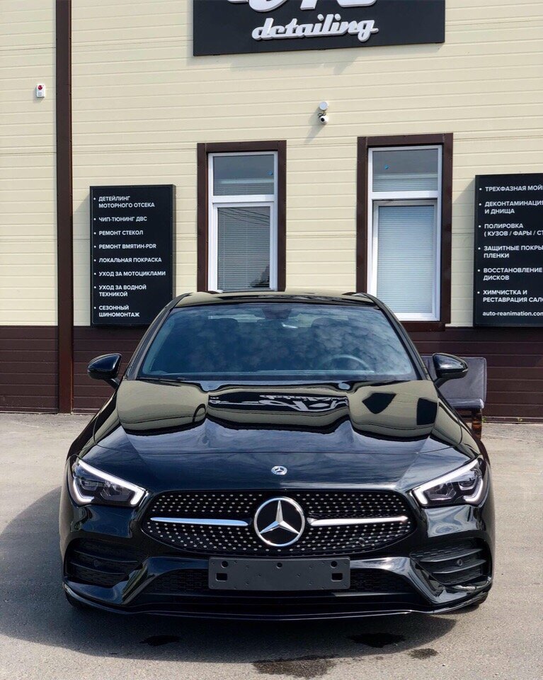 Весь в пленке, как рыцарь в блестящих доспехах