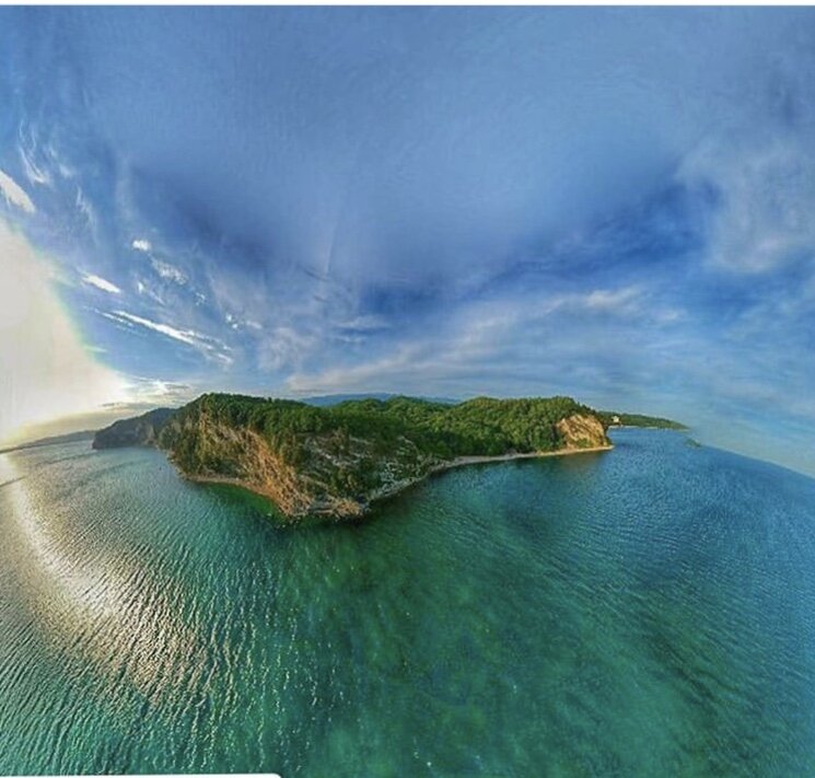 Все фото острова Шлыпра взяты с их странице в Инстаграмм