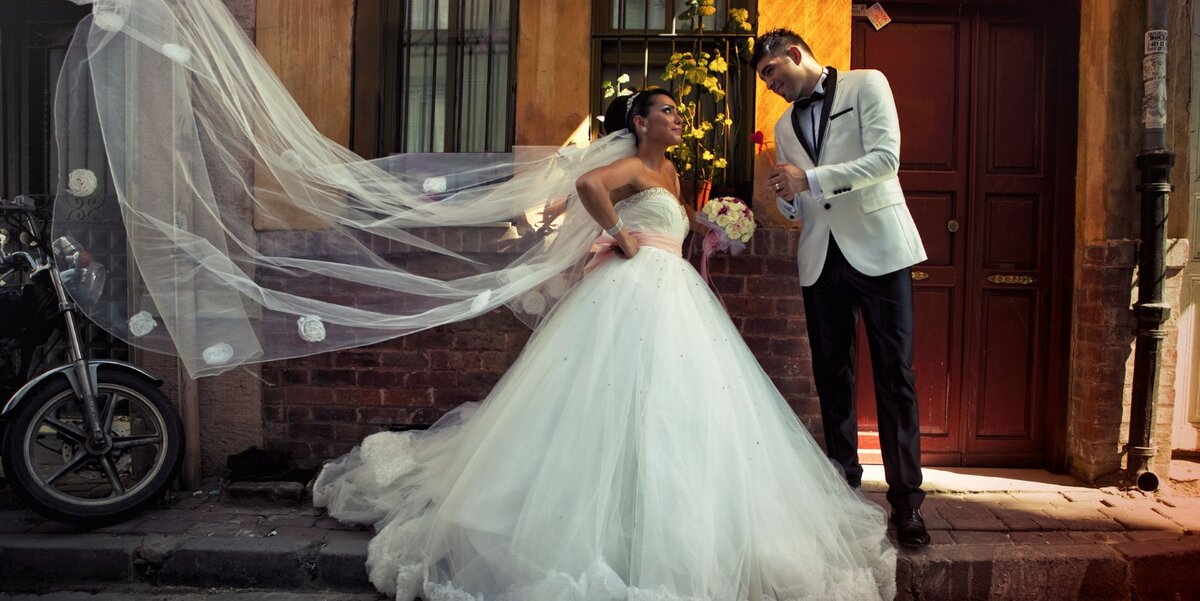 Источник https://aaatravel.ru/wp-content/uploads/2019/09/turciya_obychai_i_tradicii_banner3.jpg