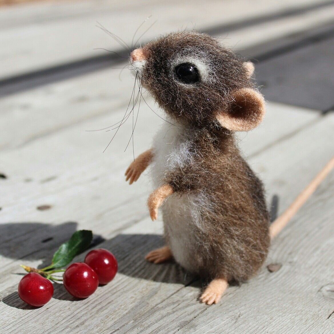 (Очень понравился мышонок Юлии Деревенщиковой)