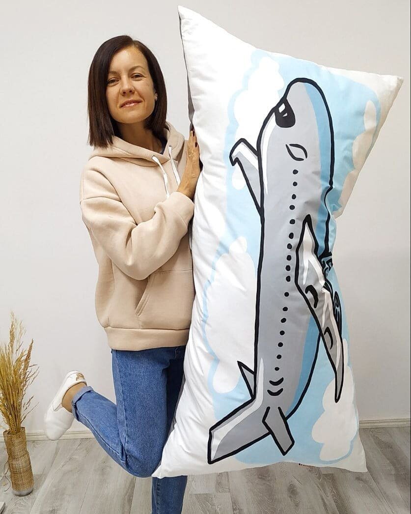 Листайте фотографии стрелками сбоку. Фото: Instagram / korporaciya_podushek