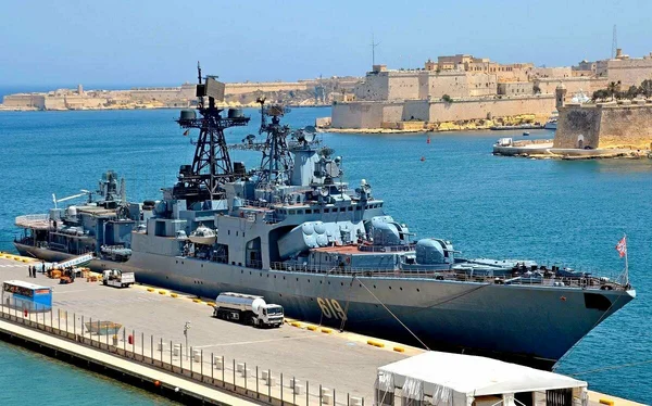 Российский флот возвращается в Красное море