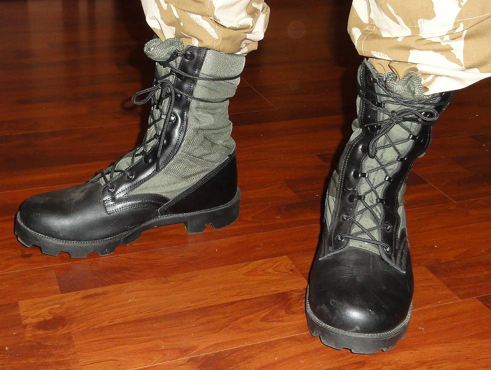 Летние "берцы".