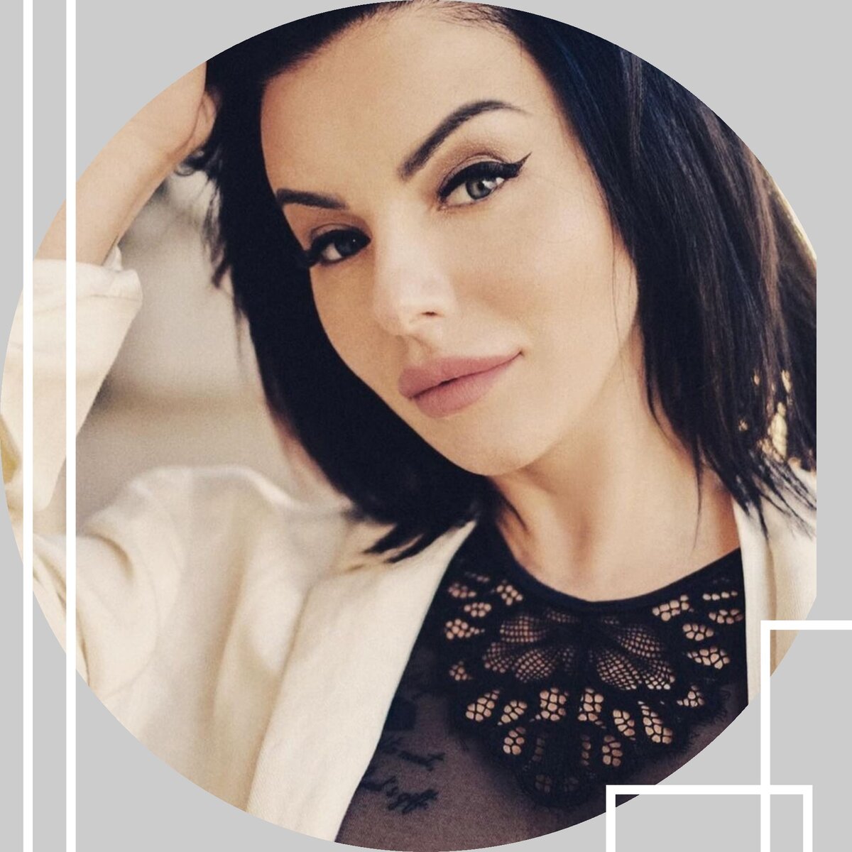 Юлия Волкова всегда выделялась. Вначале талантами, позже - внешностью