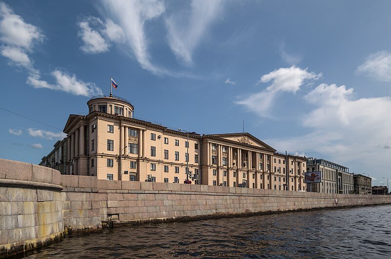 Alex 'Florstein' Fedorov. Администрация Калининского района на Площади Ленина