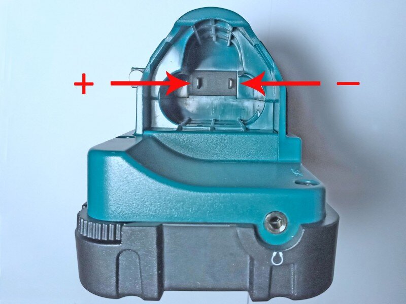 Bosch cnum51 как разобрать Радиоприемник Makita MR051. Включаем его от блока питания Записки крутилкина Дзе