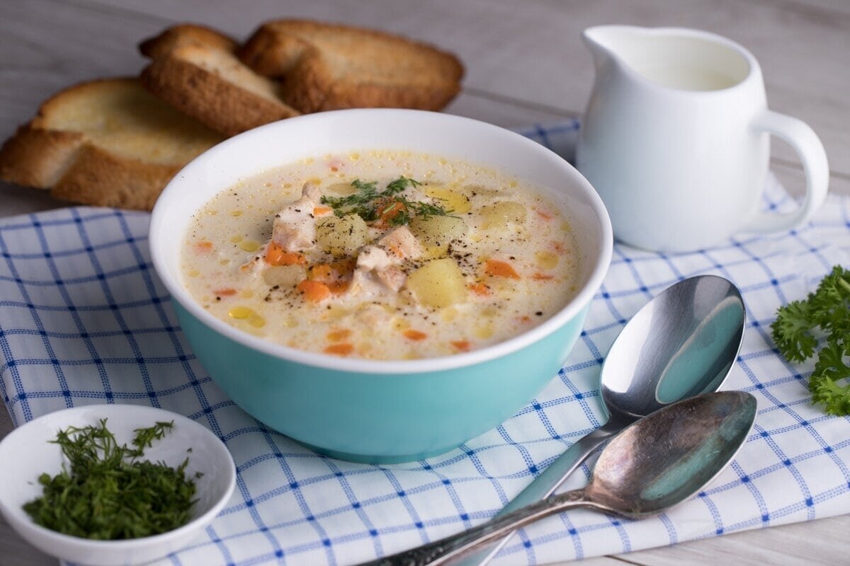 10. Рассольник
Сытный и вкусный суп можно приготовить разнообразными способами.-2