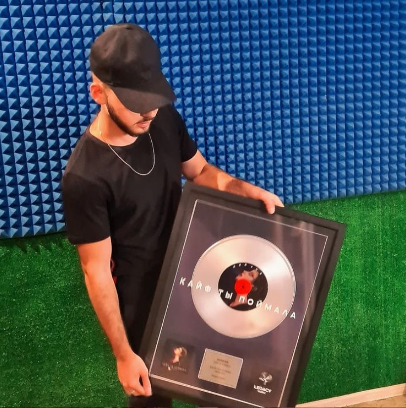 фото https://www.instagram.com/konfuz_music