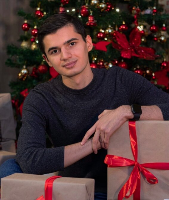 Поздравляю с наступающим Новым Годом, буду рад вашим лайкам и комментариям