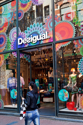 Магазин Desigual. Изображение взято из интернет