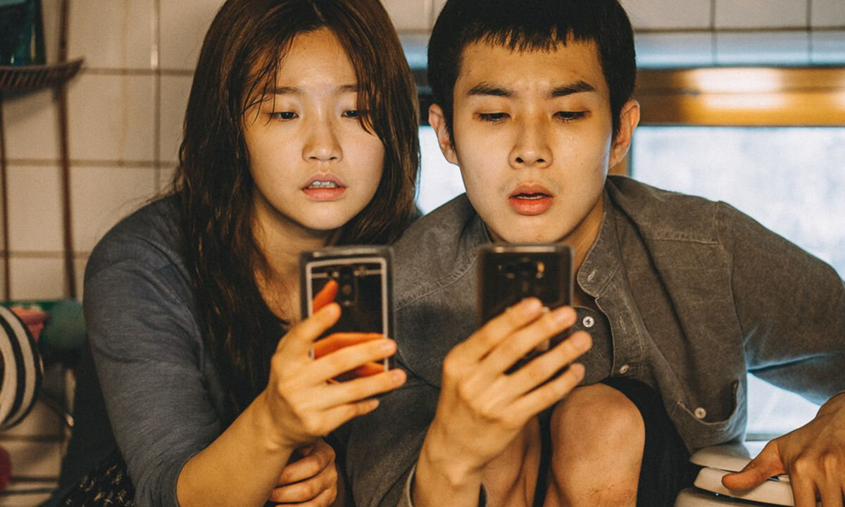 Кадр из фильма "Паразиты"