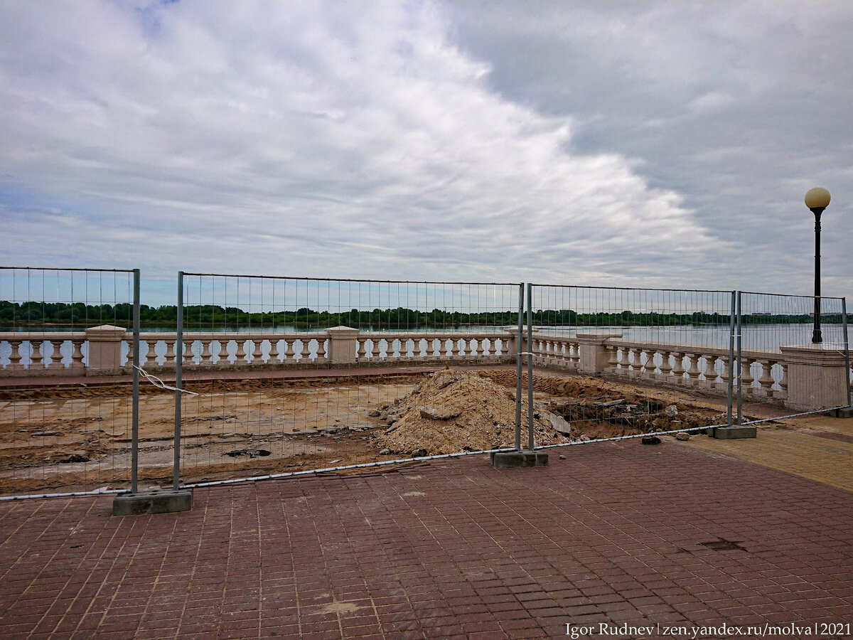 Нижневолжская набережная – главный променад города с видом на Волгу