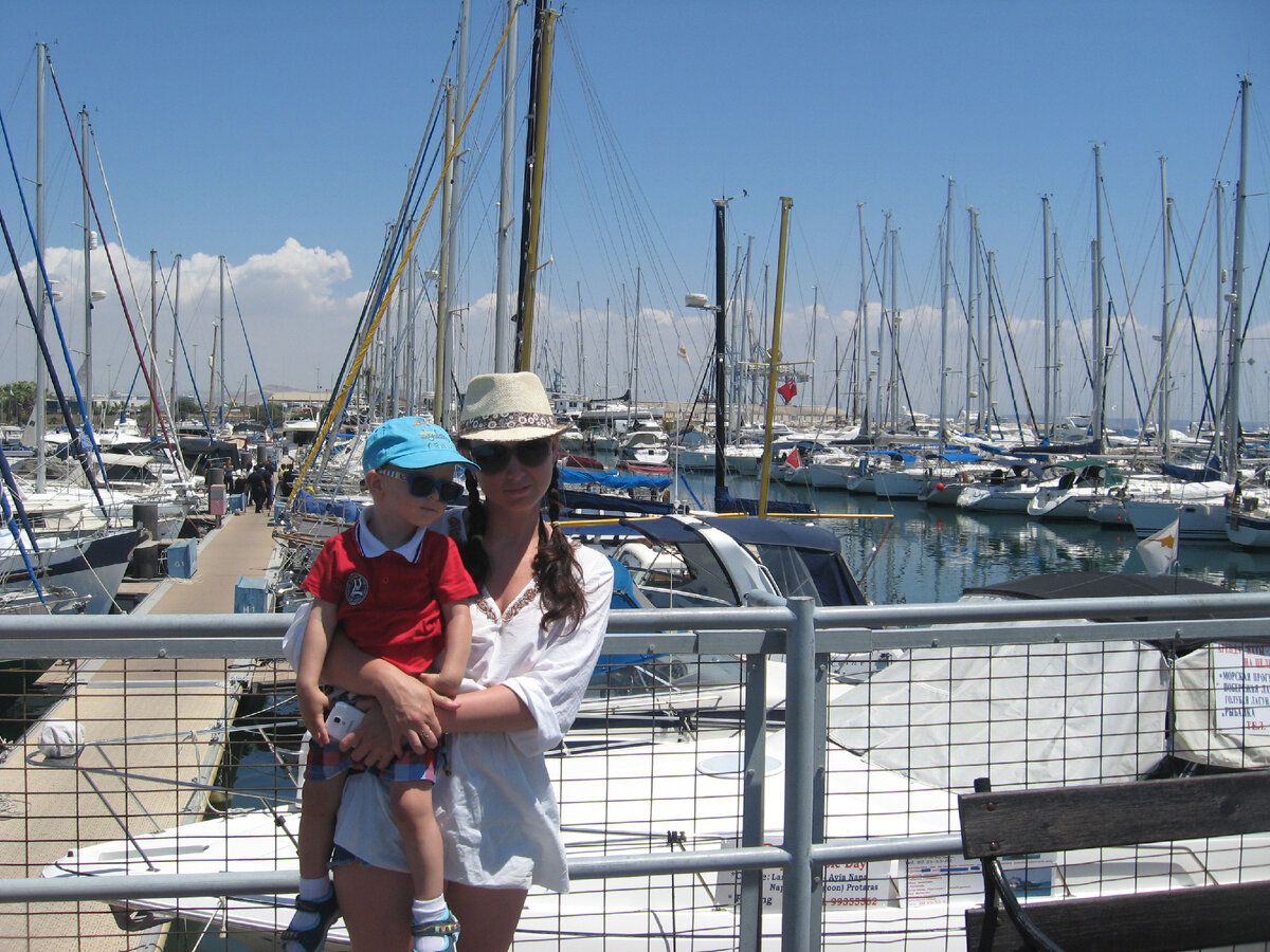 Фото снято во время нашего автотура по Кипру, г. Лимассол 👉👉👉