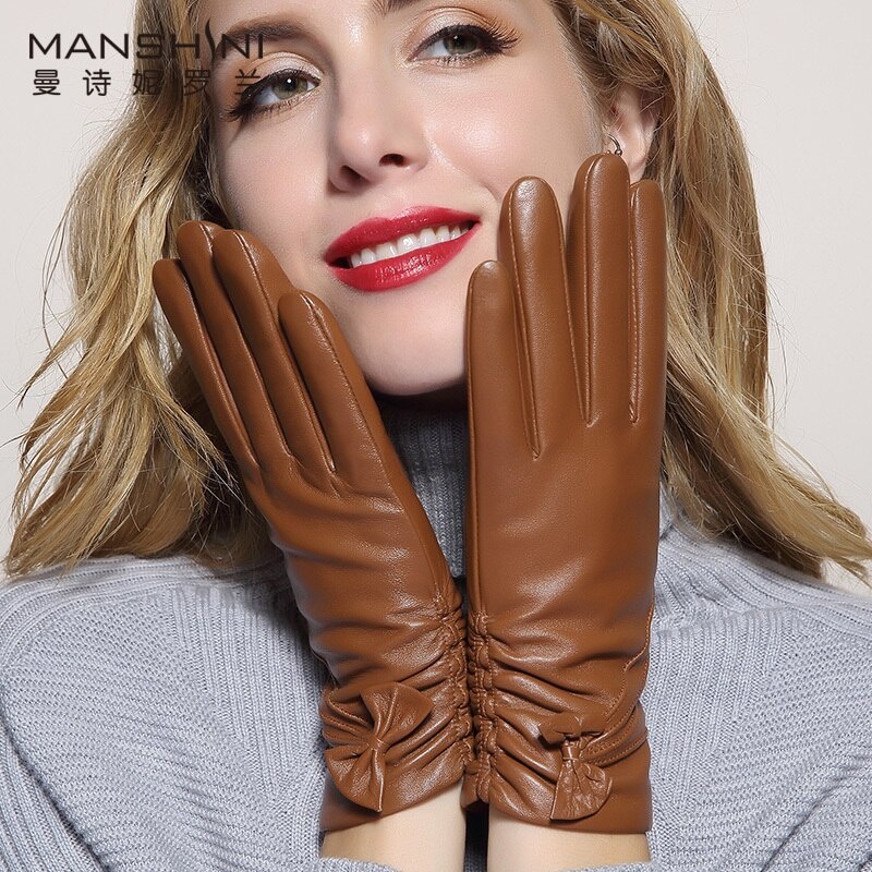 Женские перчатки