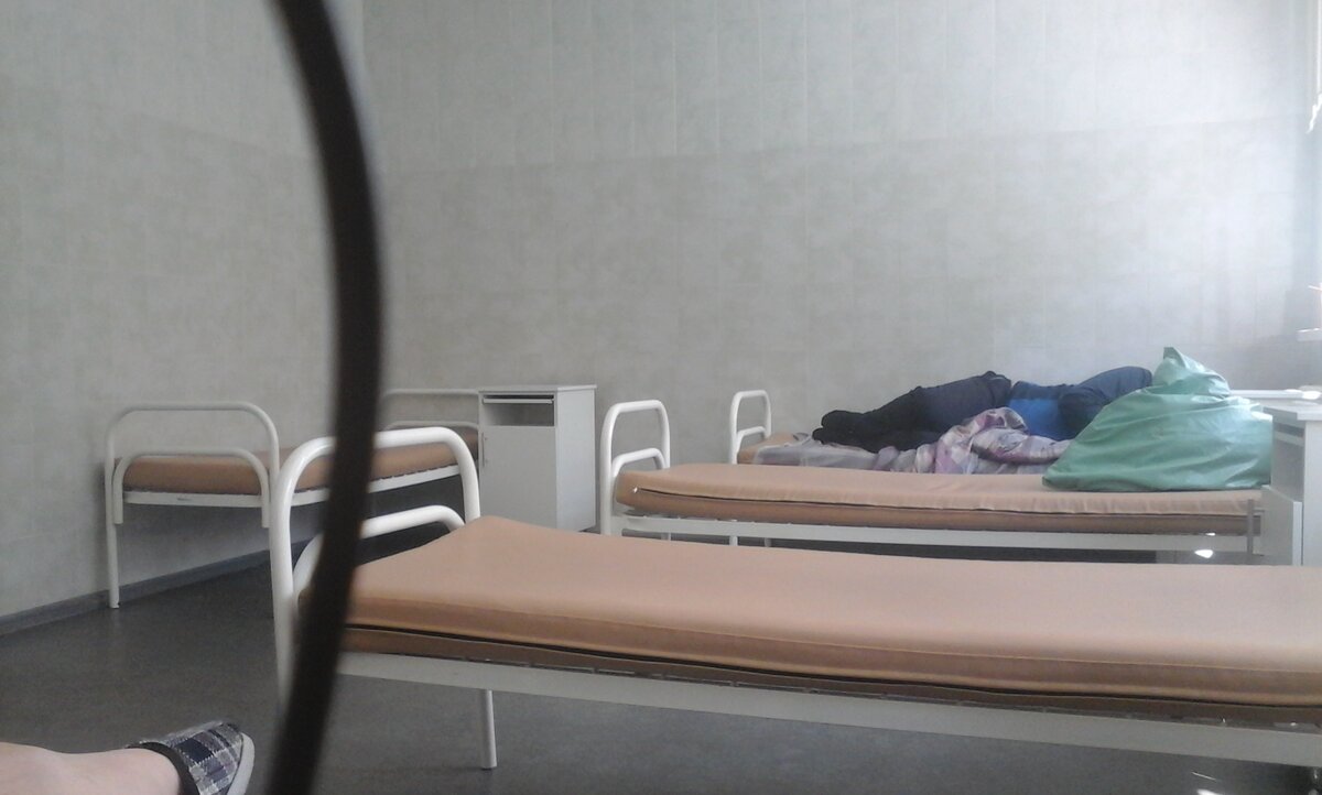 Новый клиент отсыпается. Личное фото.