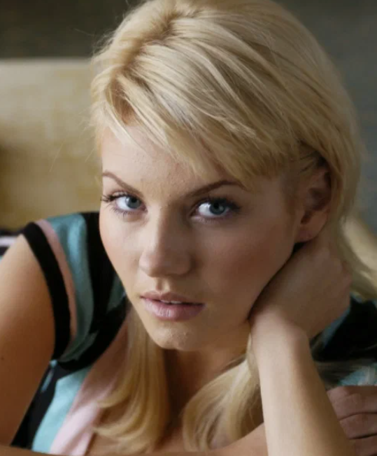 если текст не загружается, нужно немного подождать (это нормально)