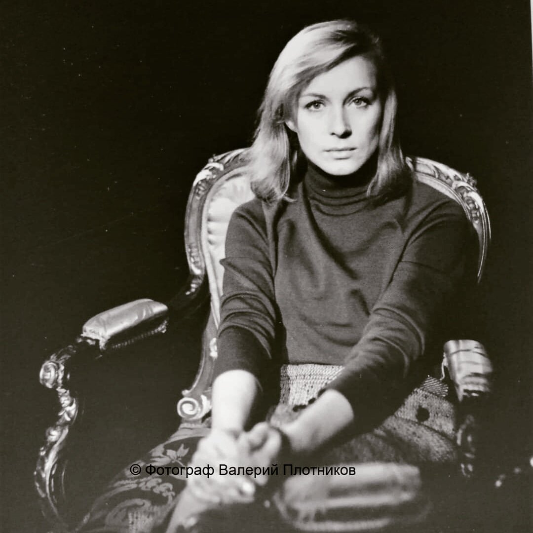 ЛАРИСА МАЛЕВАННАЯ