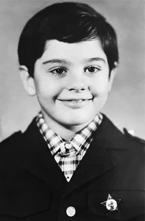 Антон Макарский в детстве 