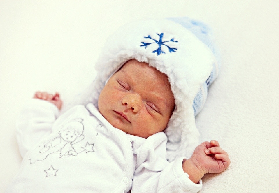 Мамы зимних детей, держитесь. Вам достались"крепкие орешки" ;)