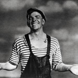 Никогда такого не было, и вот опять. И так каждый раз!"