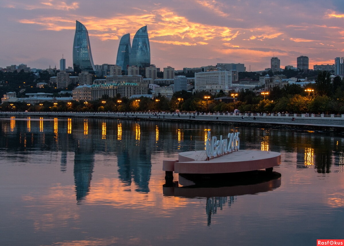 Фото в баку бульвар