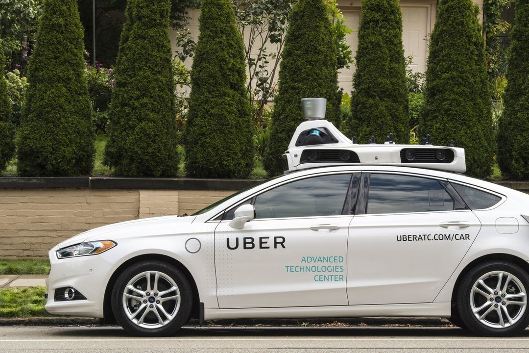 Такси Uber с автопилотом