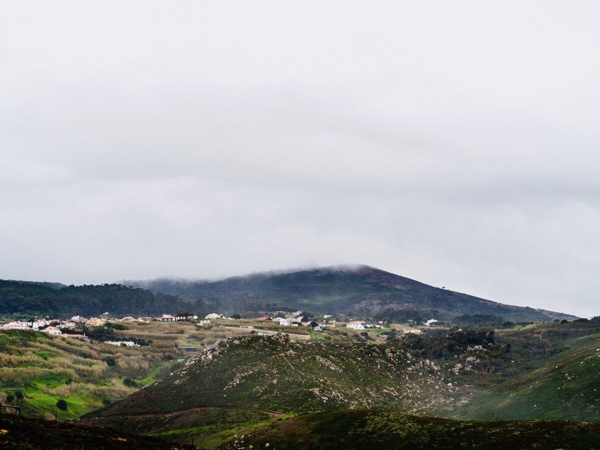 Вид на горы. Фотокарточка из личного архива.