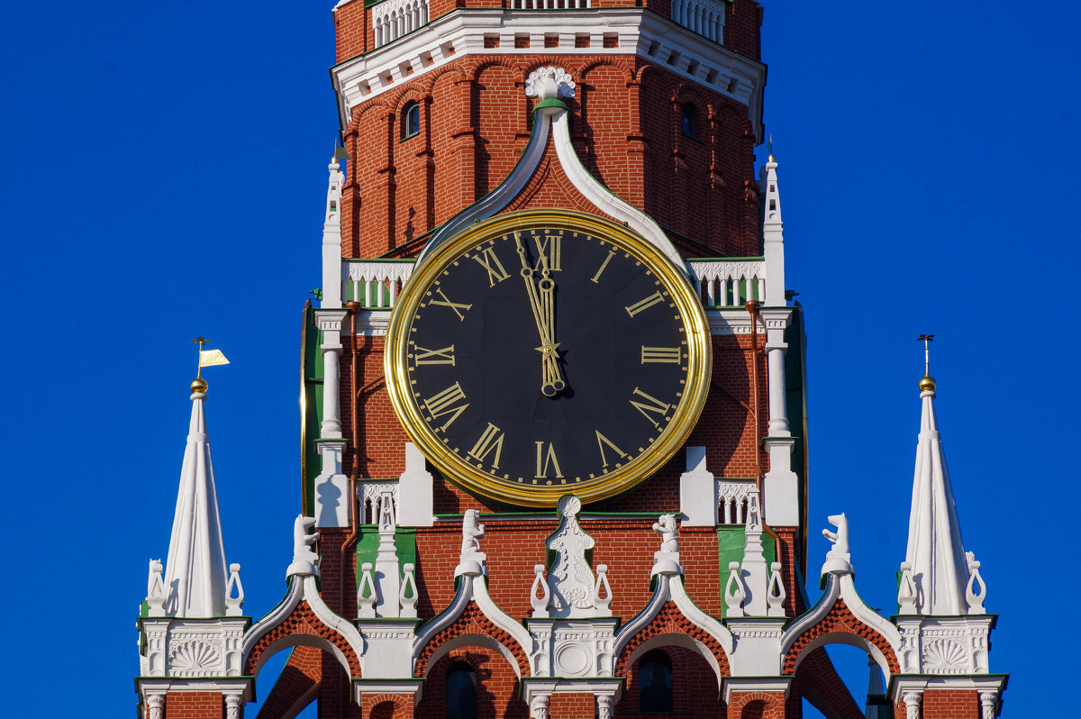 Фото часов кремлевских часов