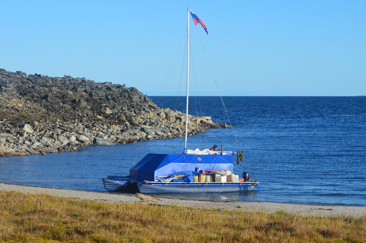 Тримаран "Финвал".