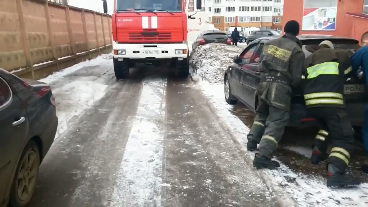 НЕДАВНО УЗНАЛ СКОЛЬКО ПОЛУЧАЮТ ЗА ГЕРОИЧЕСКУЮ РАБОТУ ПОЖАРНЫЕ! | ВЗГЛЯД РФ  | Дзен