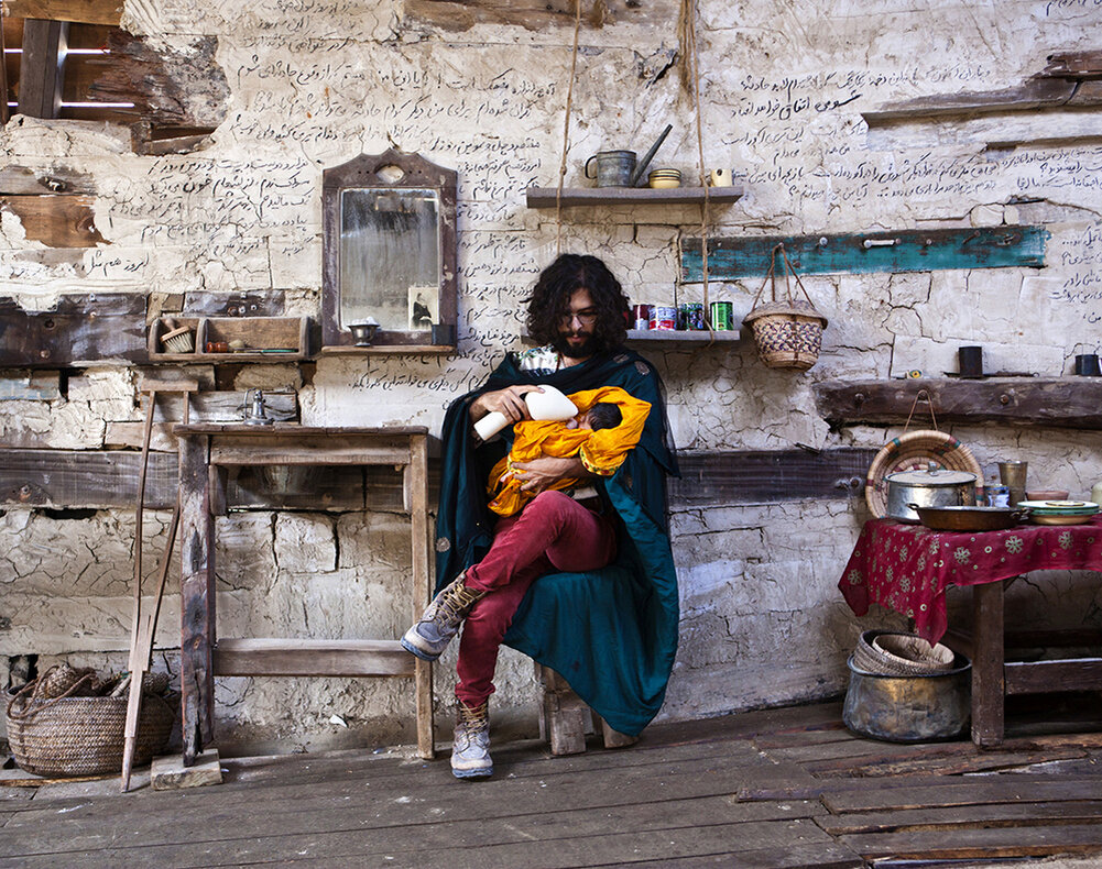 shot from "A Dragon Arrives"/2016/Mani Haghighi/Crossfadefilms, Dark Precursor Productions /Источник - Kinopoisk.ru