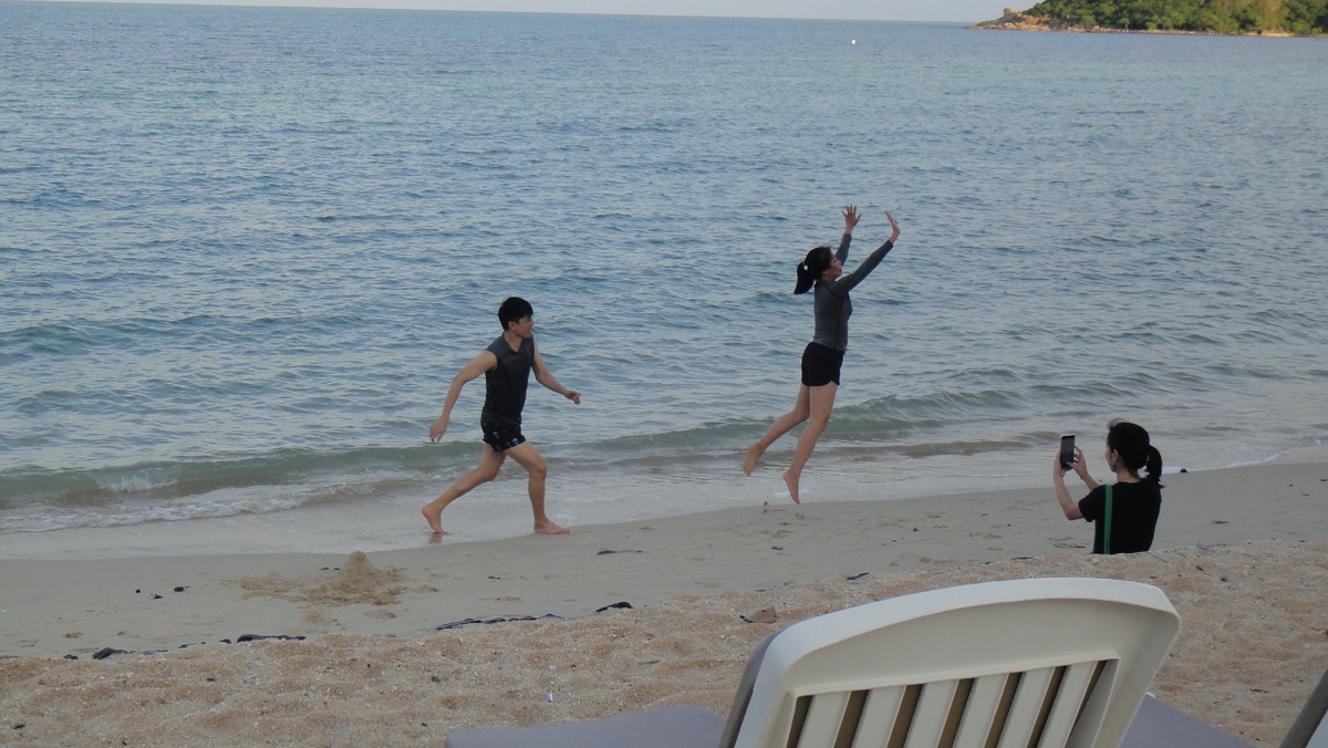 Тайские весёлые туристы