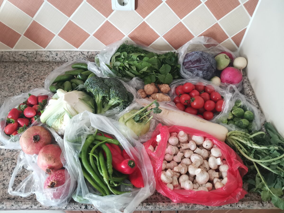 Наш ежедневный рацион. И это все ооочень вкусно даже в сыром виде