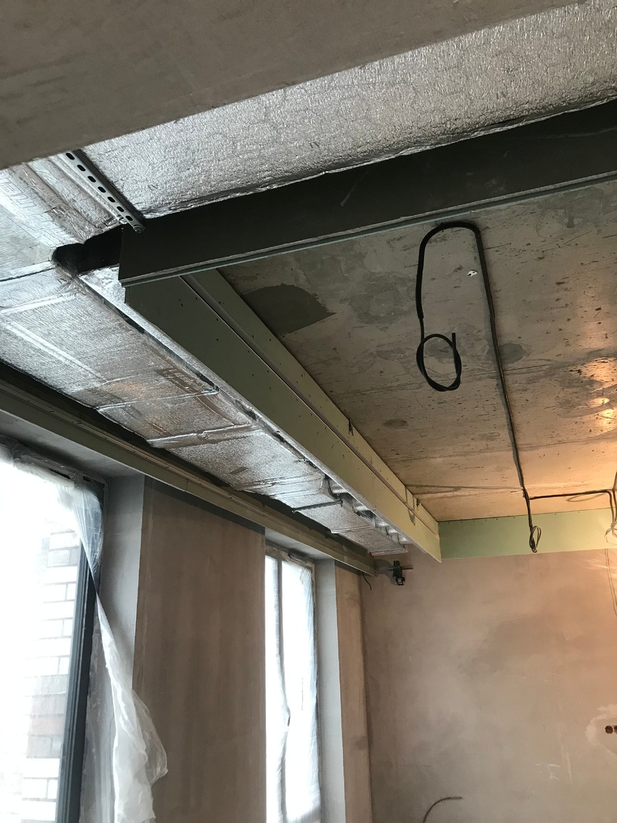 Первый этап монтажа после проектирования. Важно соблюдать документацию до сантиметра, иначе в итоге не получите желаемый результат